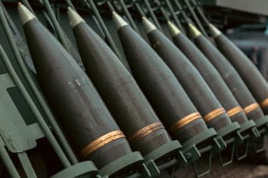 Hero_Weapons-Mobile-1775091622130.jpg